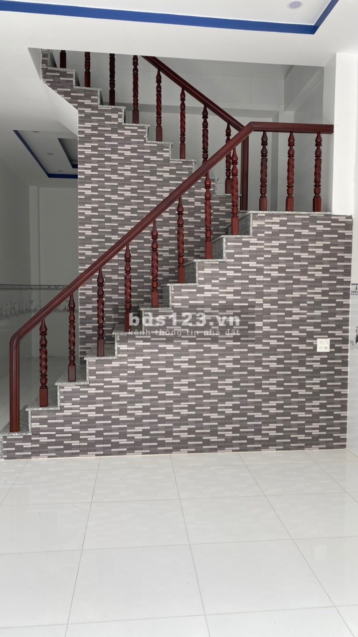 Bán nhà hẻm Trần Hưng Đạo - Mỹ Thạnh sổ đầy đủ, bao công chứng sang tên, lh 0867682552