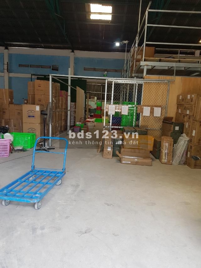 Cho thuê kho đường diện tích 1000m2 Tạ Quang Bửu, Phường 6, Quận 8