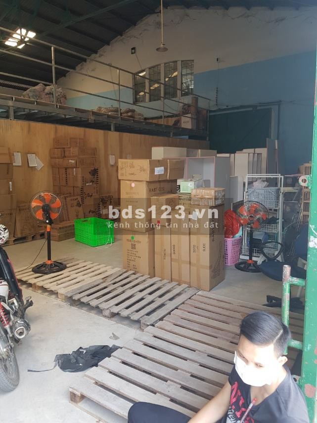 Cho thuê kho đường diện tích 1000m2 Tạ Quang Bửu, Phường 6, Quận 8