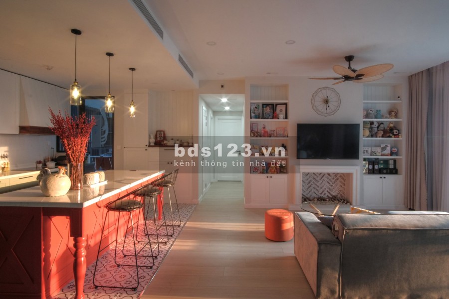 Bán giá sốc, căn hộ The View, Quận 7, DT 148m2, 3PN, nhà hoàn thiện, view hồ bơi. LH 078 825 3939