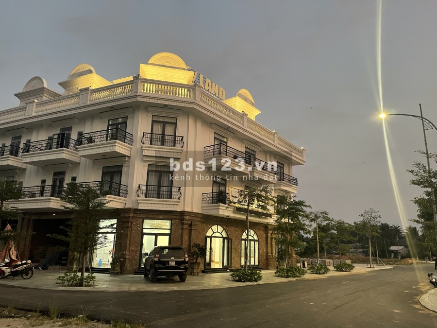 Cần bán nhanh lô đất sổ chính chủ đất nền pháp lý đầy đủ, tại Quốc Lộ 1A, đầu tư sinh lời