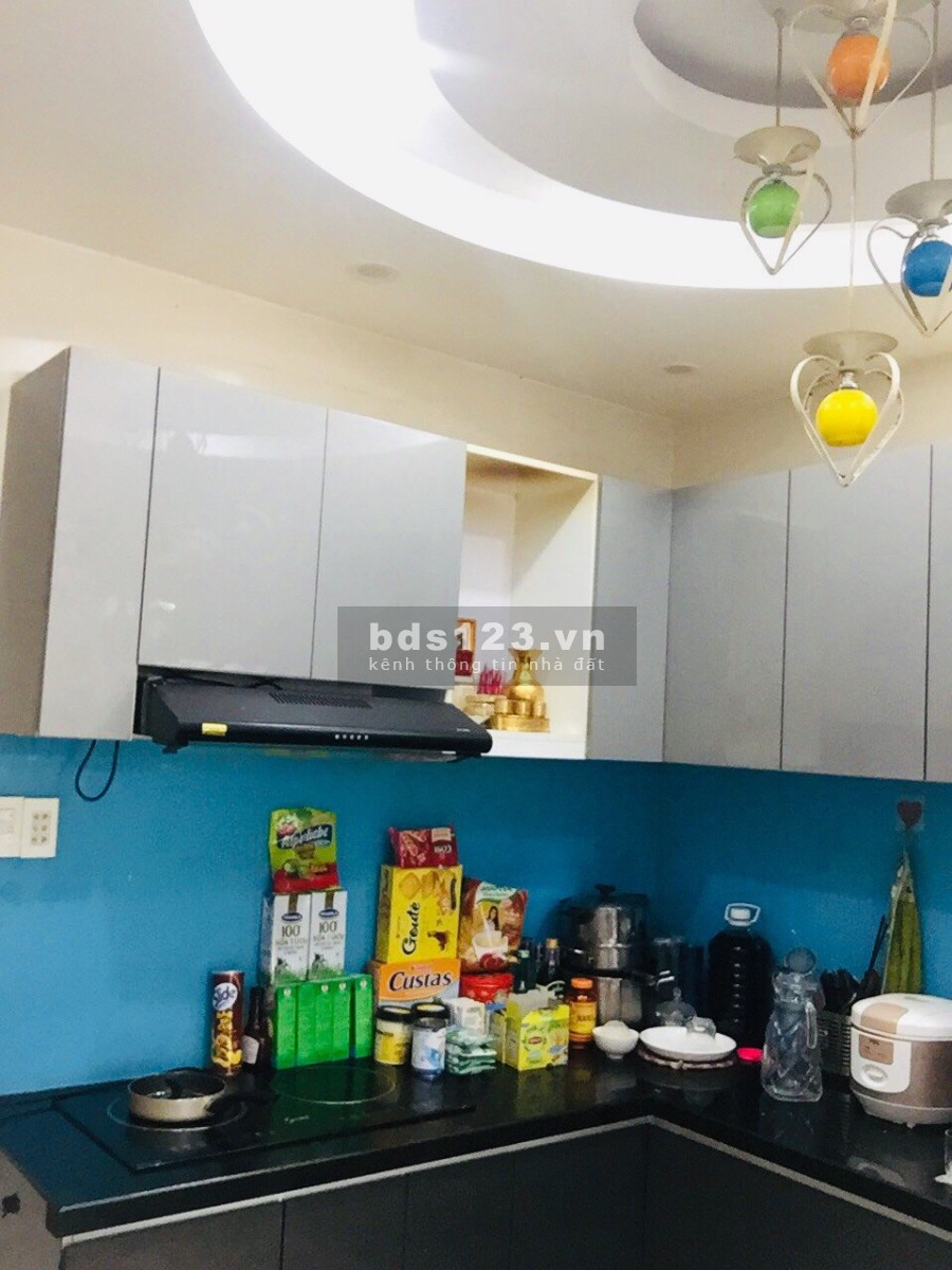 Bán nhanh nhà mặt tiền ngay phố thương mại Đà Nẵng giá thương lượng