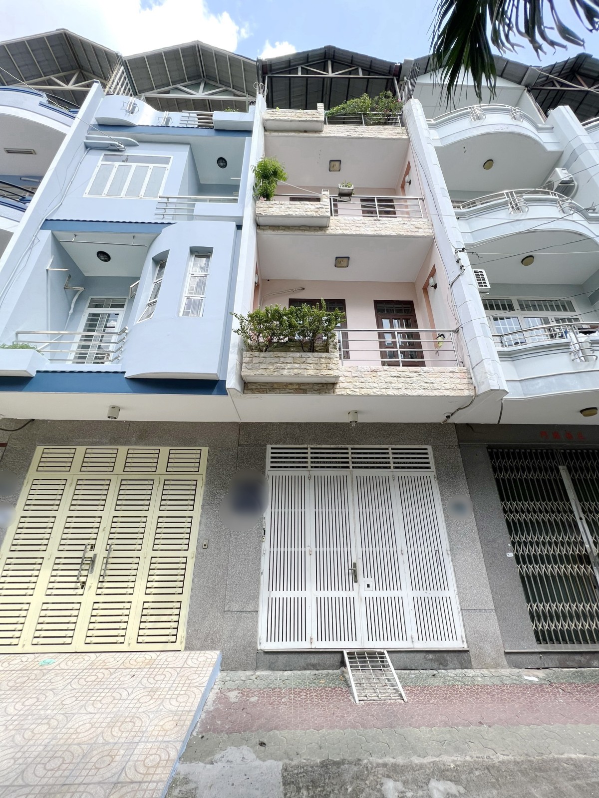 Cho thuê Gấp căn hộ Officetel Kingston Q. Phú Nhuận giá 11tr, NT cơ bản, 40m2. LH 0941797916 Nhi