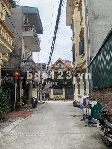 Bán nhà tặng nội thất Hoàng Mai nhà mới đẹp dtsd 30m2, mặt tiền 4m, giá tốt
