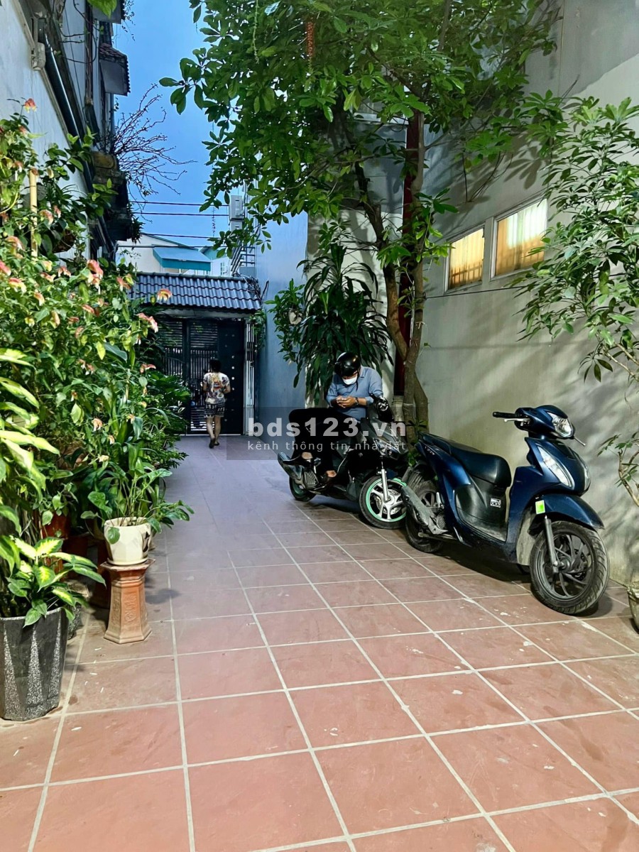 Bán nhà Tây Hồ ngõ thông ô tô giá bán 5,9 tỷ đồng, dtsd 40m², ảnh thật 100%, lh 0982419944