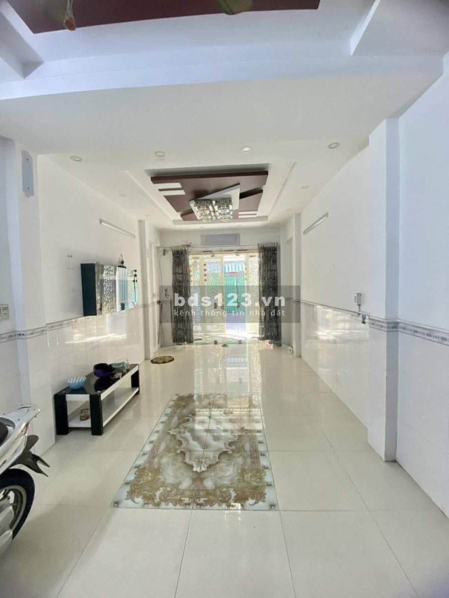 Bán nhà 2 mặt tiền trước sau hẻm xe hơi phường 9, diện tích 4x16, giá nhỉnh 6 tỷ đồng