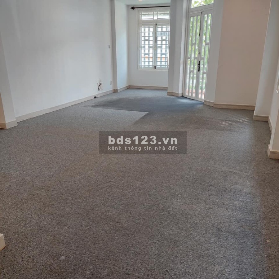 Bán biệt thự phân khúc hiếm sân vườn 4 tầng đúc, chắc chắn, liên hệ 0794966359