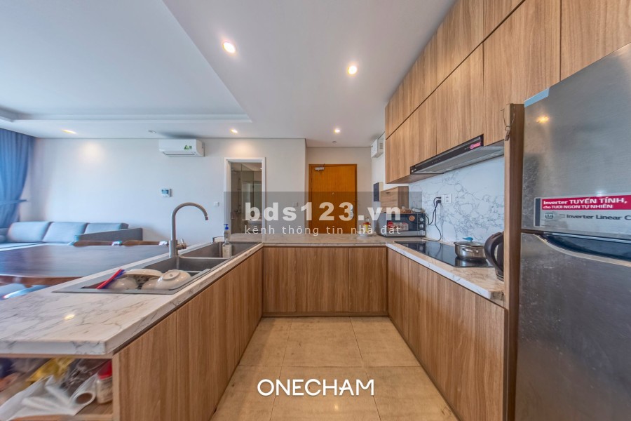 Cho thuê căn hộ 2 phòng ngủ cao cấp view sông Đảo Kim Cương giá chỉ 20 triệu/tháng