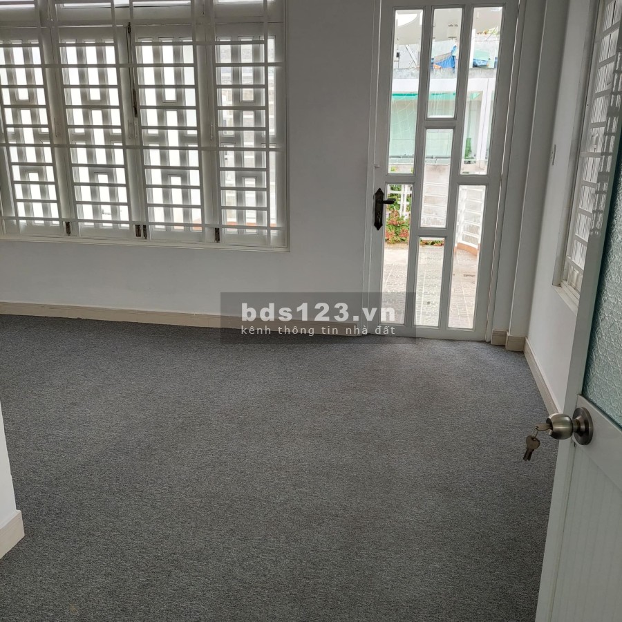 Bán biệt thự phân khúc hiếm sân vườn 4 tầng đúc, chắc chắn, liên hệ 0794966359