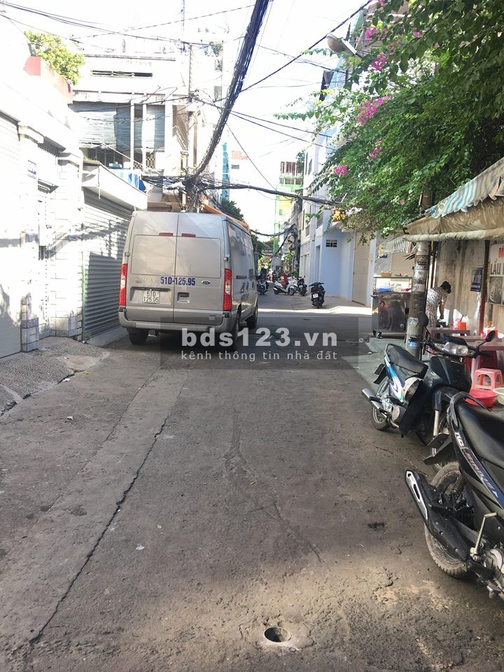 Văn Phòng cho thuê, mặt tiền căn góc đường xe hơi Trương Công Định, P.14, Q.Tân Bình, 8x14m