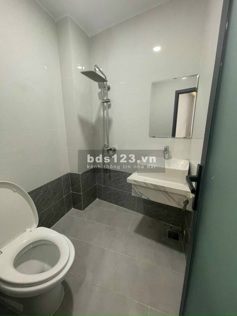 Chính chủ bán nhà Phú Nhuận đường Hoàng Hoa Thám giá 4Tỷ955 lh 0777368682
