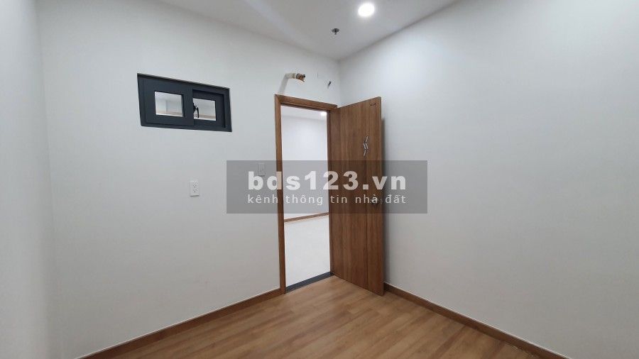Bcons Suối Tiên - căn 2PN 2WC- ban công Đông Bắc view Metro Xa Lộ HN - chỉ 1 tỷ 650tr (bao sang sổ)