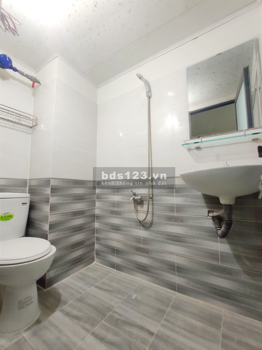 Trống Phòng Rộng Ở 4 Người Gò Vấp, Có Gác Lửng + Nội Thất Cơ Bản