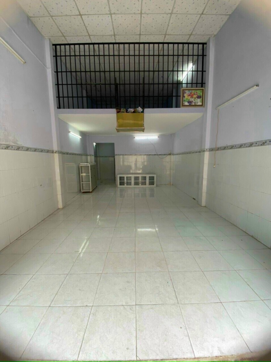 Nhà chính chủ 1A đường số 24A sát mặt tiền lê văn quới, nhà nở hậu