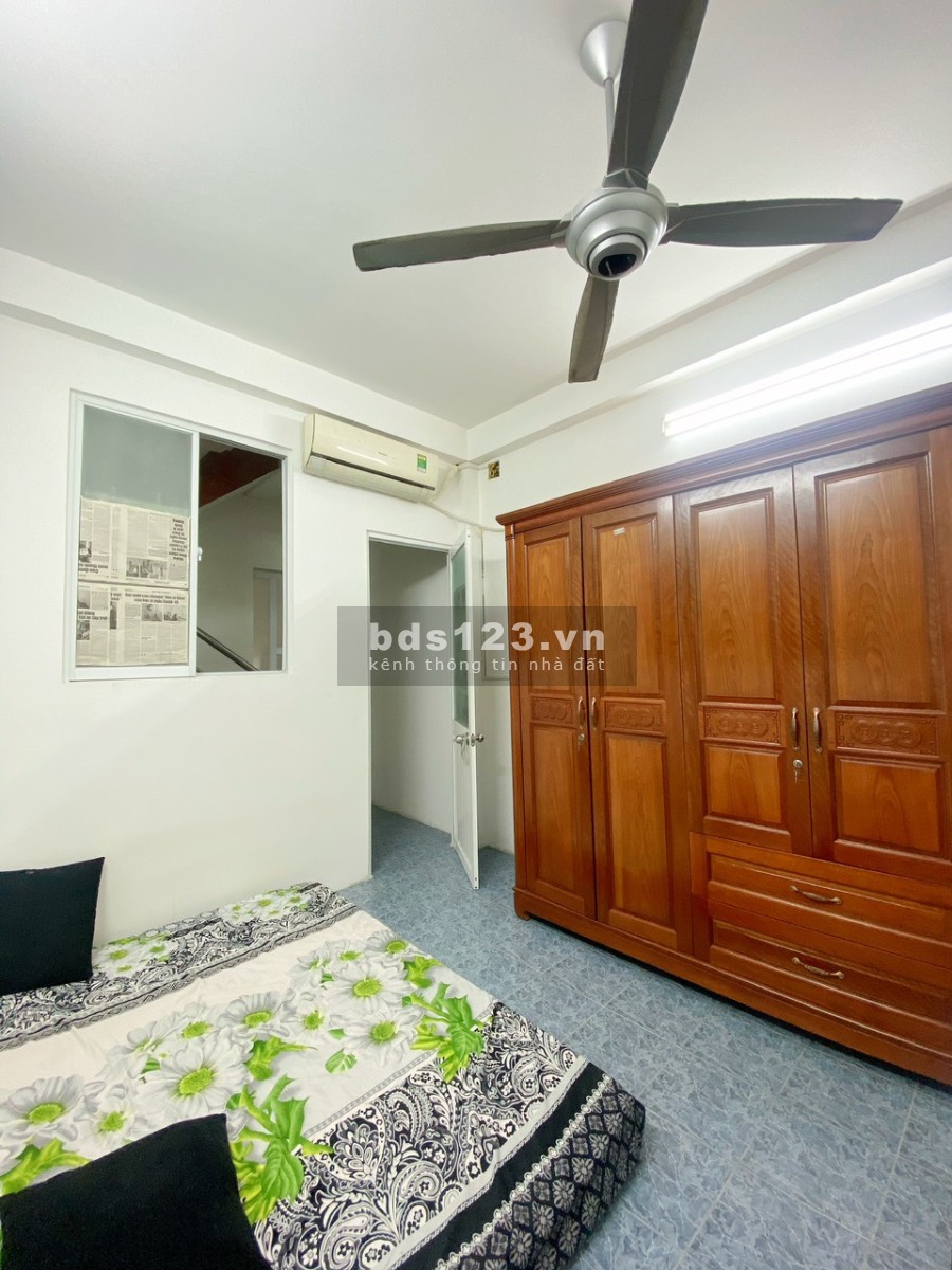 Phòng full nội thất, giờ giấc tự do, wc riêng biệt