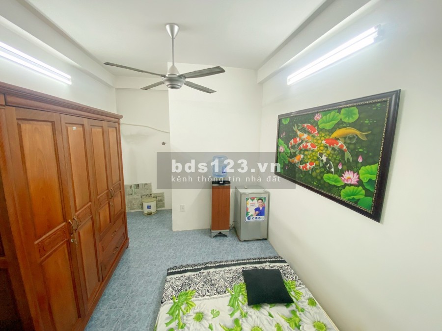 Phòng full nội thất, giờ giấc tự do, wc riêng biệt
