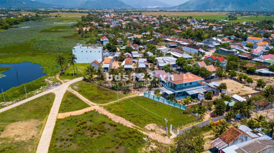 Cần bán cặp lô 08, 09 tại Vạn Ninh, đặc khu kinh tế Bắc Vân Phong giá chỉ 2,9 tỷ