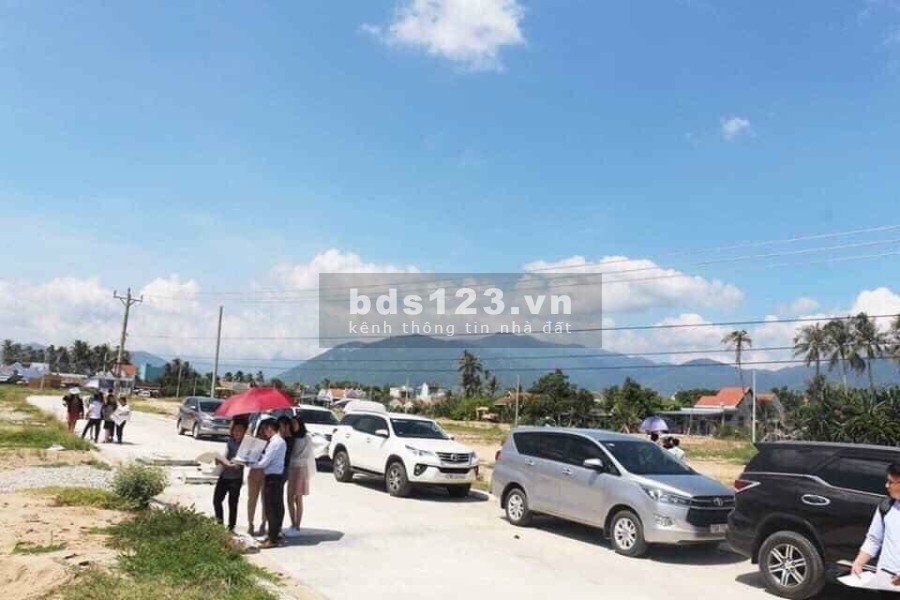 Cần bán cặp lô 08, 09 tại Vạn Ninh, đặc khu kinh tế Bắc Vân Phong giá chỉ 2,9 tỷ