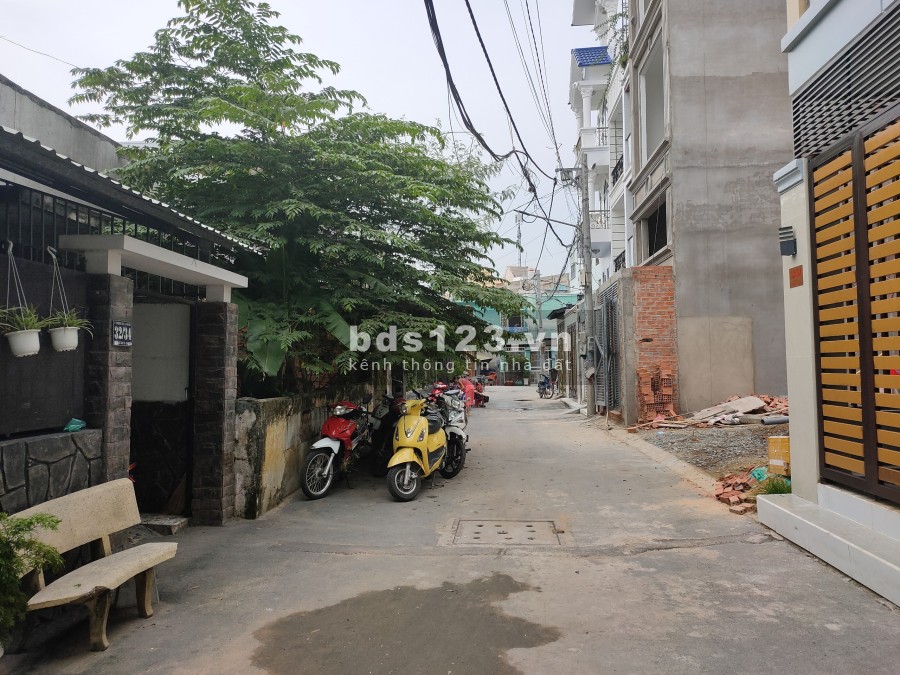 Bán nhà HXH trung tâm Trường Thọ Thủ Đức, chỉ 6,x tỷ đồng, liên hệ 0822122921