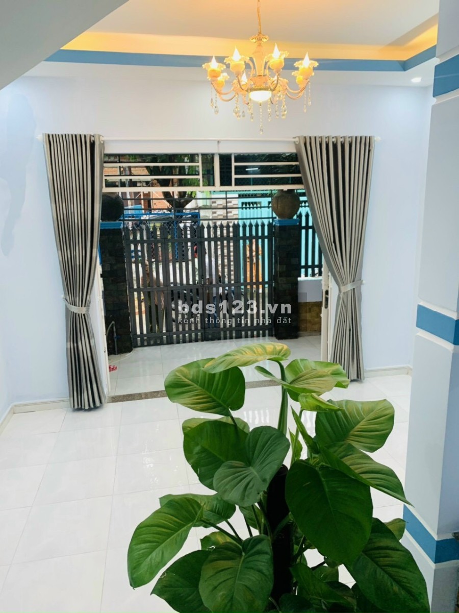 Cần bán gấp căn nhà cấp 4, đang cho thuê 5tr tháng, giá 1 tỷ 350 Tân Hiệp 18 Hóc Môn, HCM