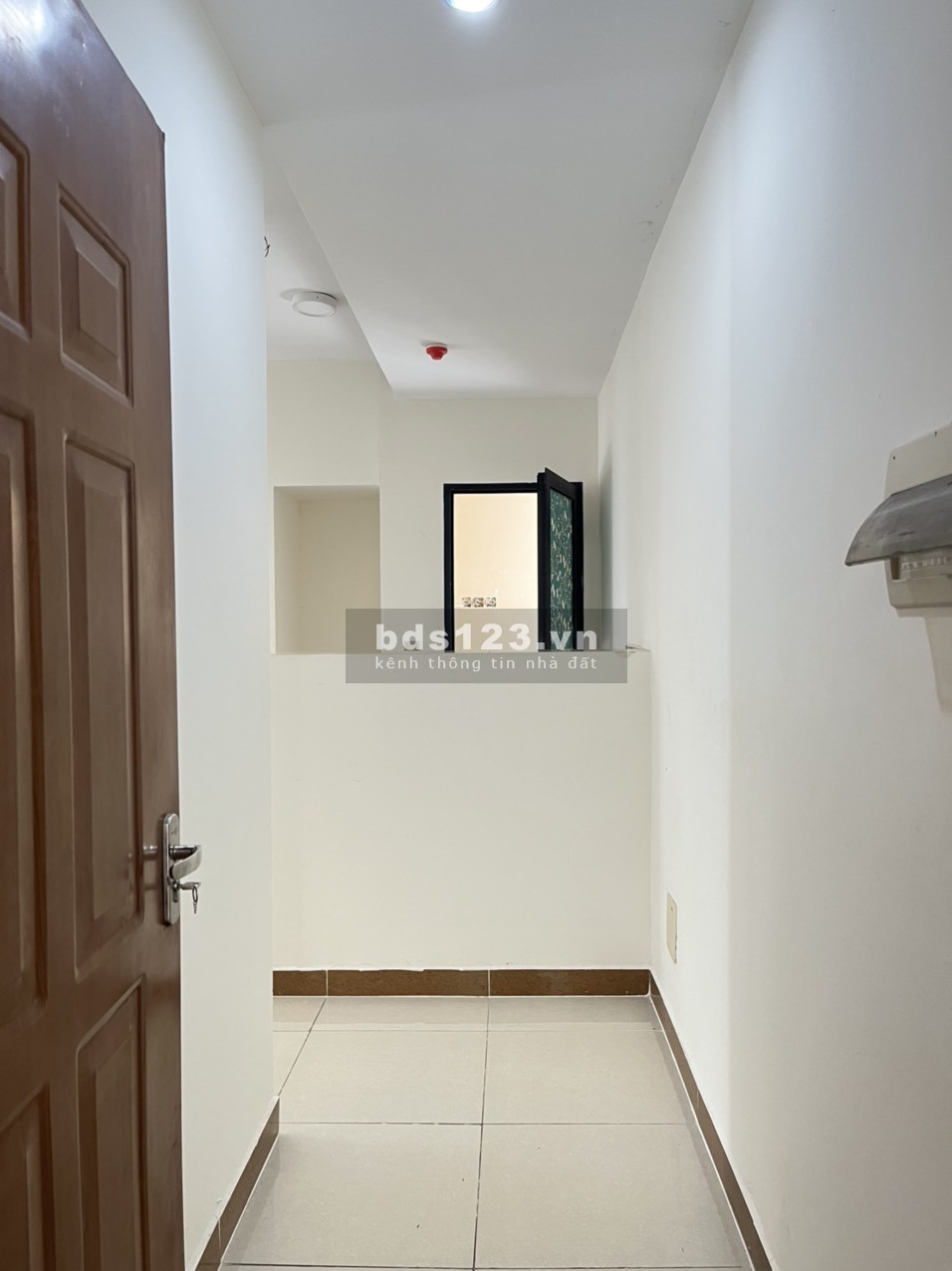 Chính chủ bán căn hộ 2PN có sổ hồng ko lòng vòng ngân hàng hỗ trợ 70%