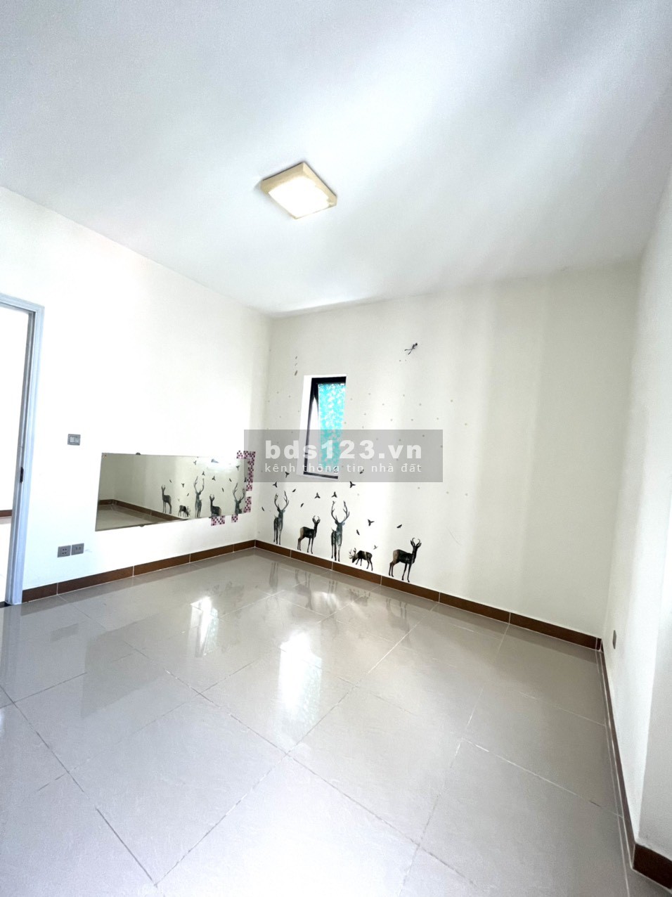 Chính chủ bán căn hộ 2PN có sổ hồng ko lòng vòng ngân hàng hỗ trợ 70%