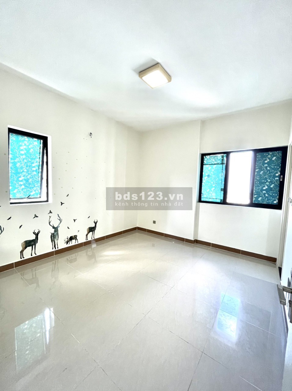 Chính chủ bán căn hộ 2PN có sổ hồng ko lòng vòng ngân hàng hỗ trợ 70%