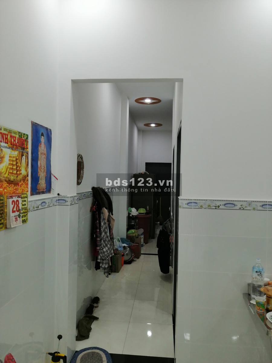 Mình Chính chủ Cần cho thuê gấp nhà 1 trêt 1 tầng lầu 4x20m, nhà mặt tiền đường lớn