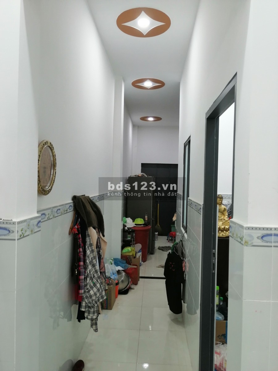 Mình Chính chủ Cần cho thuê gấp nhà 1 trêt 1 tầng lầu 4x20m, nhà mặt tiền đường lớn