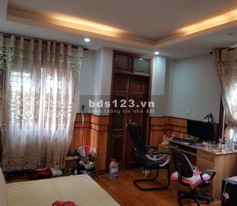 Bán nhà Hồ Tùng Mậu, dân xây, 2 thoáng, diện tích 50m2, 4 tầng, nhỉnh 5 tỷ xíu