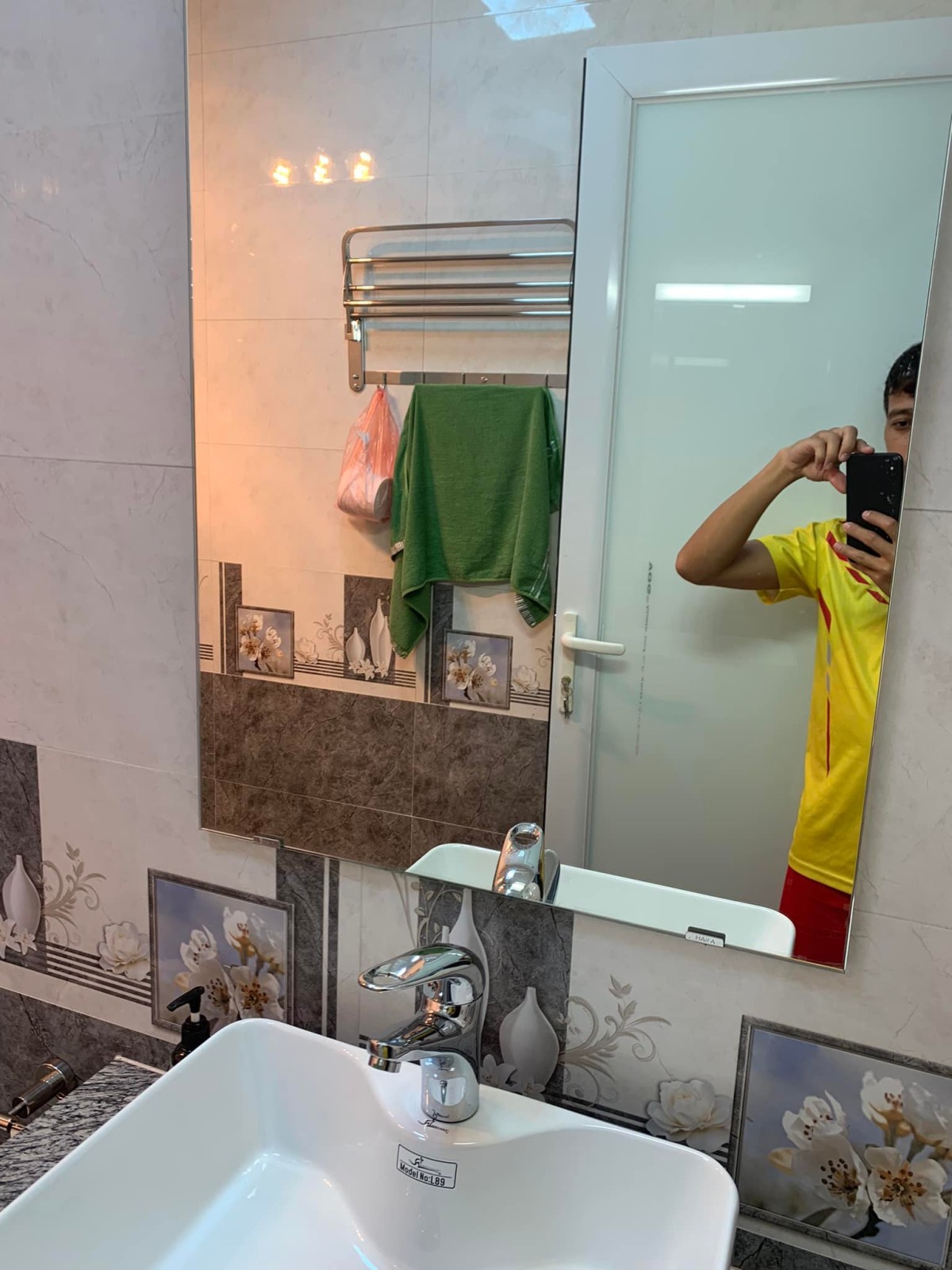 Bán nhà Phạm Văn Đồng cực gần phố ngõ thẳng 36m², 5 tầng đúc, giá nhỉnh 3 tỷ đồng