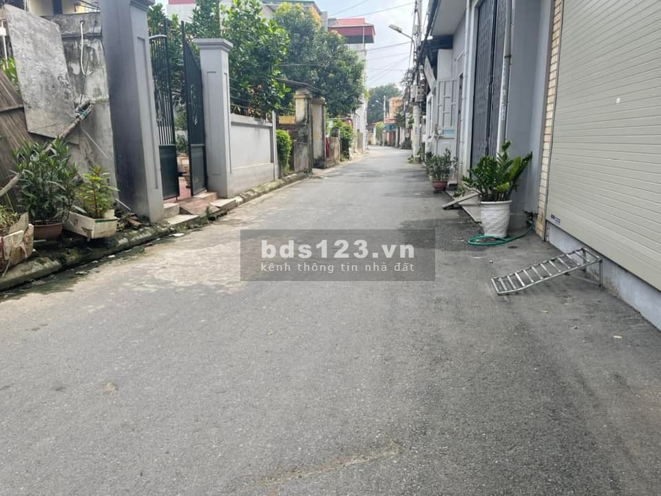 Cần bán 59.5m2 đất TDP Bình Minh, Trâu Quỳ Gia Lâm, Hà Nội sổ sẵn, lh 0326932222