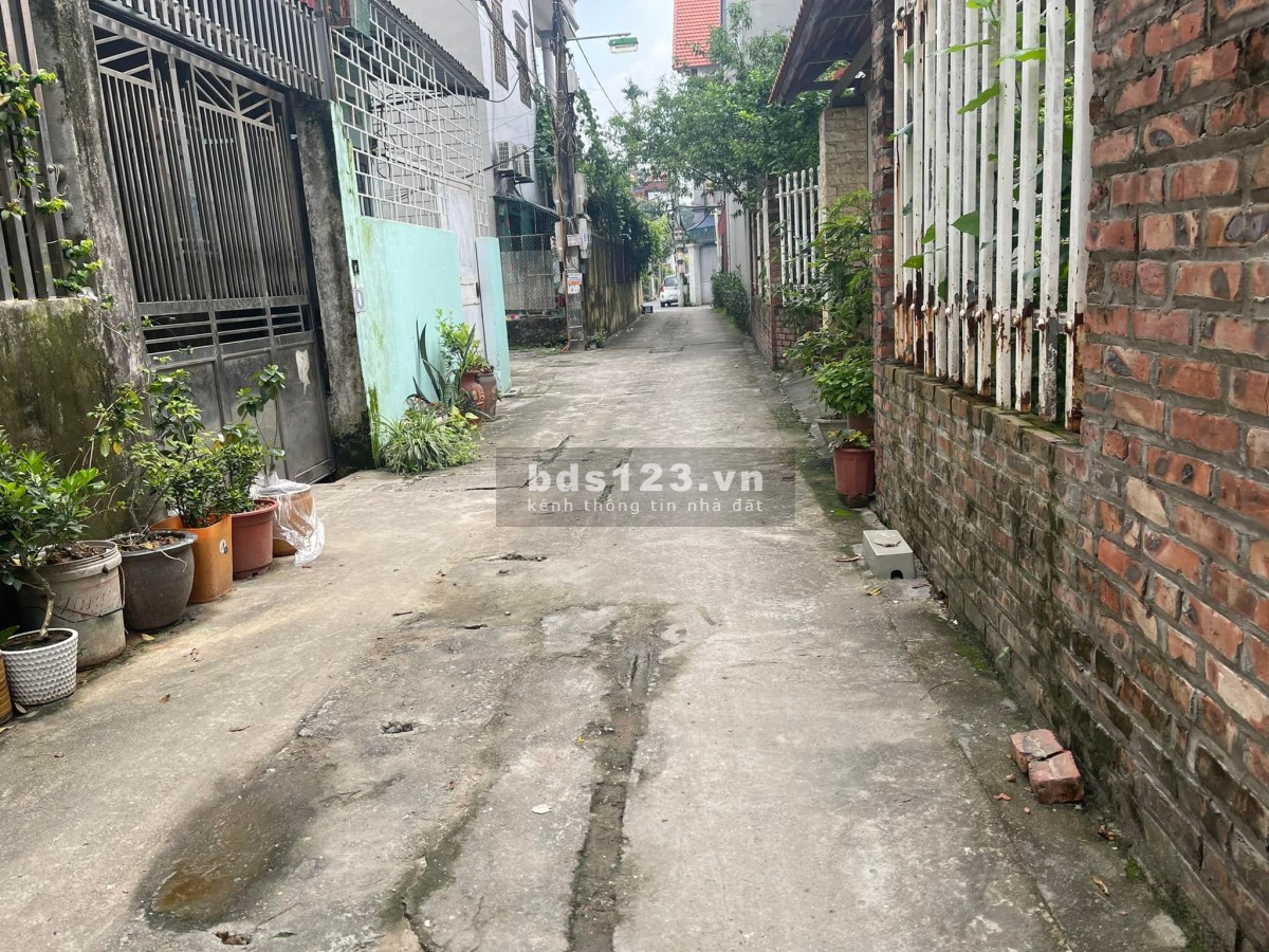 Cần bán 59.5m2 đất TDP Bình Minh, Trâu Quỳ Gia Lâm, Hà Nội sổ sẵn, lh 0326932222