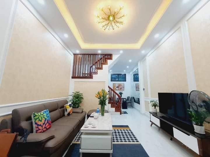 Hơn 3 tỷ có nhà Hà Đông 35m² ngõ nông rộng thoáng trước sau gần phố sổ đẹp