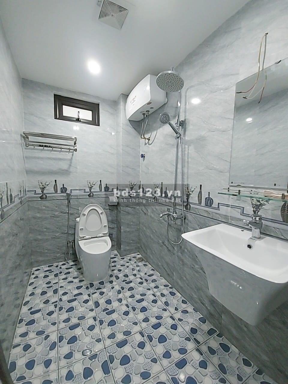 Nhà Yên Nghĩa, Hà Đông 35m² x 4 tầng, ô tô đỗ cửa, chỉ với 2,5 tỷ đồng