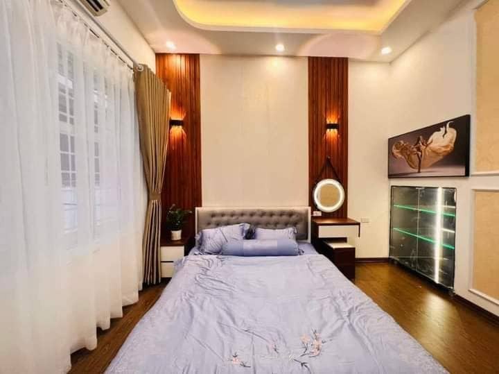 Hơn 3 tỷ có nhà Hà Đông 35m² ngõ nông rộng thoáng trước sau gần phố sổ đẹp