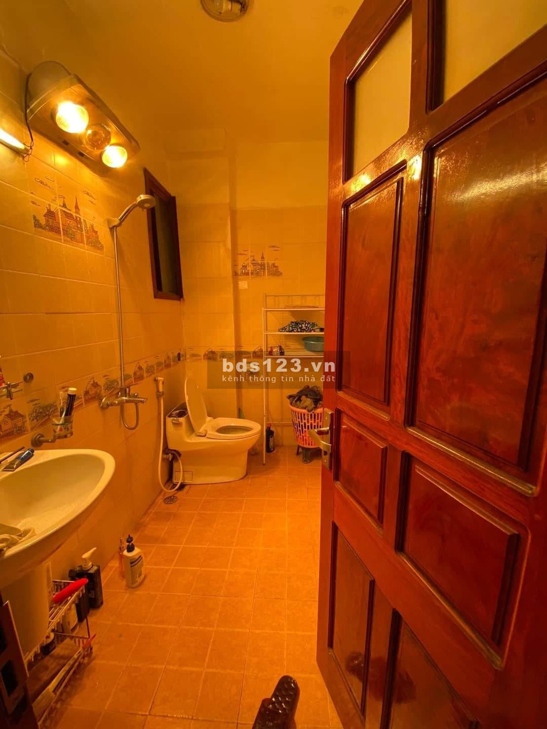 Cực hiếm nhà đẹp phố Nguyễn Ngọc Nại, phân lô, ô tô vào nhà, 103m2 x 4 tầng, 9.9 tỷ