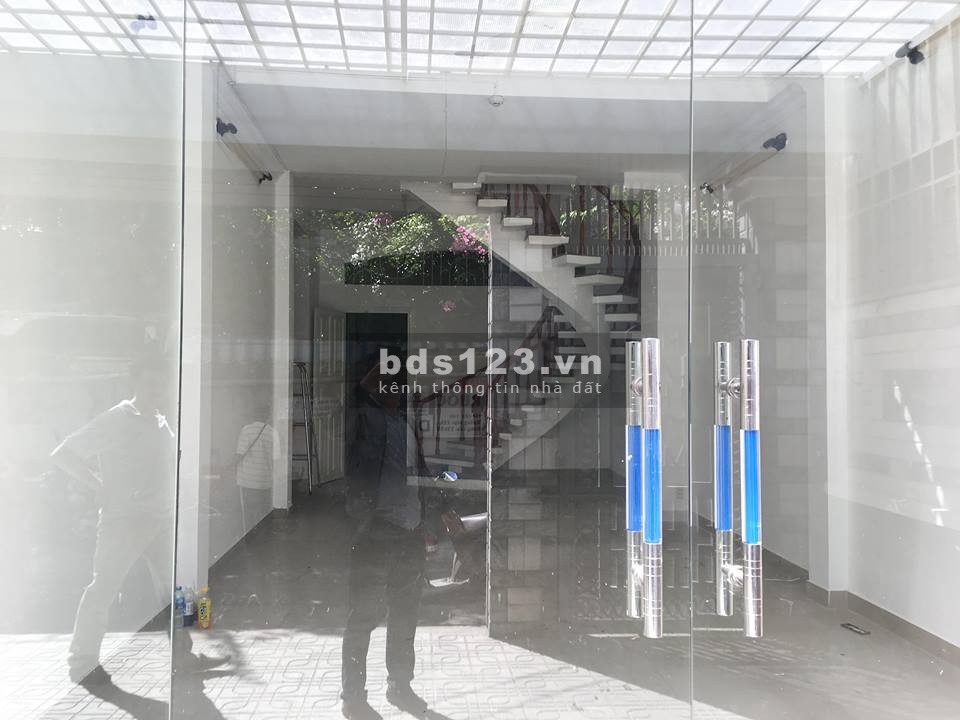 Cho Thuê Nhà Nguyên căn – Văn phòng Căn Góc 62/1A Trương Công Định, P14, Q.Tân Bình. 8x14m