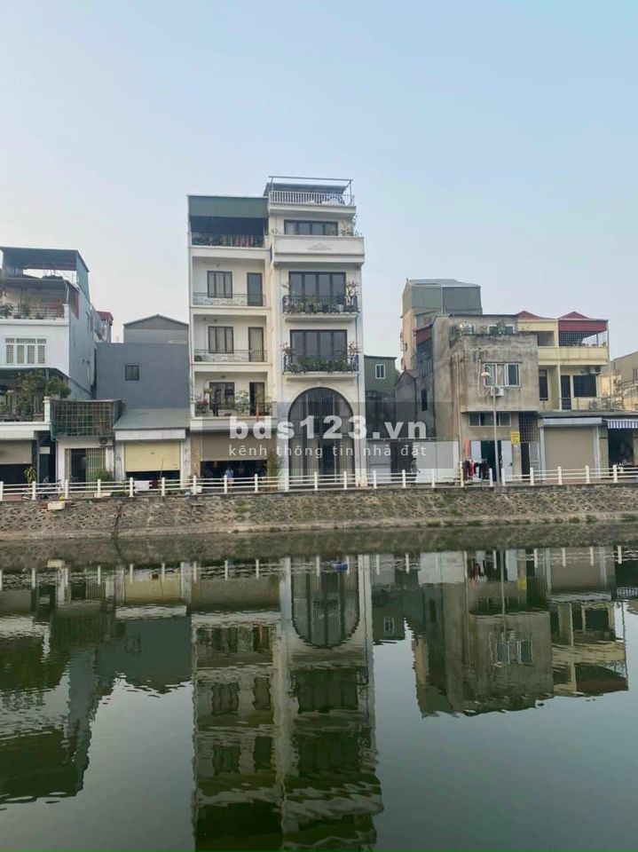 (59tr/m) Bán nhà hồ Tai Trâu, Ngọc Lâm giá 3.35 tỷ, 56m2, Nhà vuông, Thanh khoản tốt