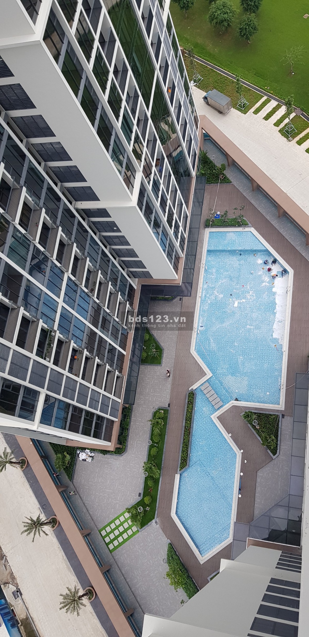 Chính chủ bán căn hộ 2PN, diện tích 64.3m2 dự án Eco Green Quận 7 giá 3.8 tỷ