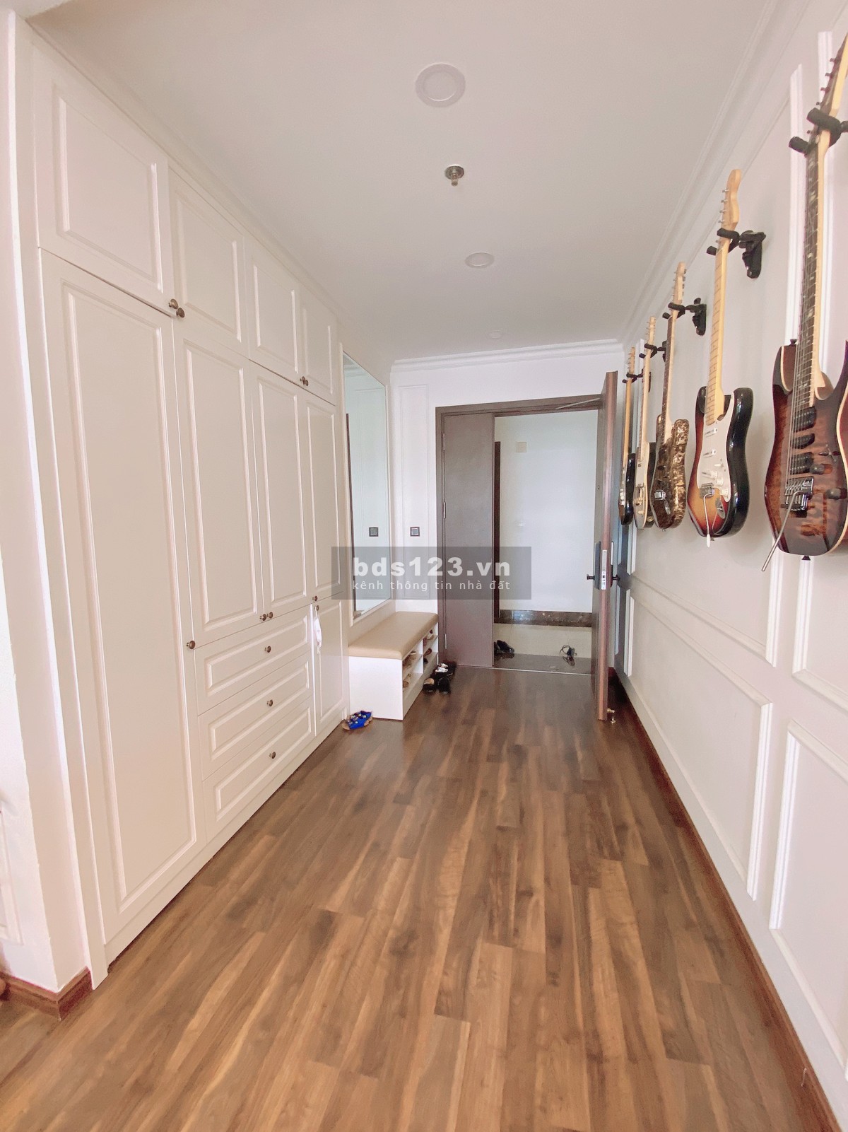 Bán căn hộ The Prince Residence rộng 85m2 2PN full nội thất view thoáng