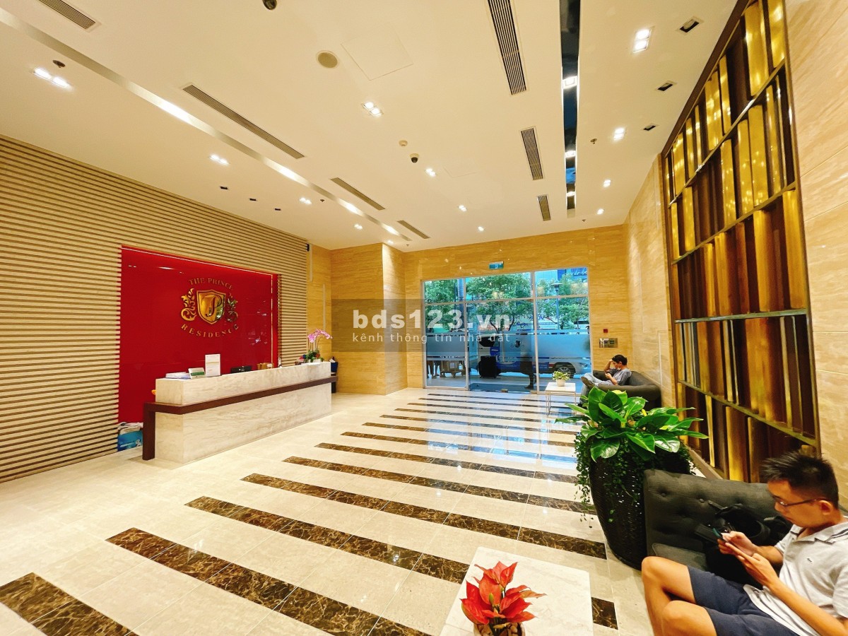 Văn phòng The Prince Residence, cho thuê 8 triệu/tháng, đầy đủ công năng