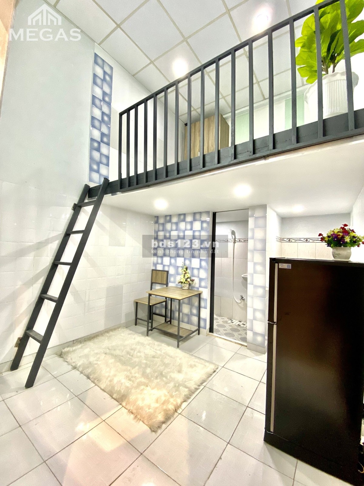 Căn hộ giá rẻ mới gác 2m ngay Tên Lửa chạy 5p qua Trương Phước Phan