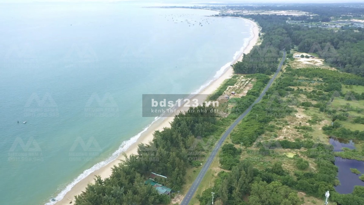 Đất Tuy Phong chính chủ view biển mặt tiền đường nhựa trong khu Farmstay giá rẻ đầu tư