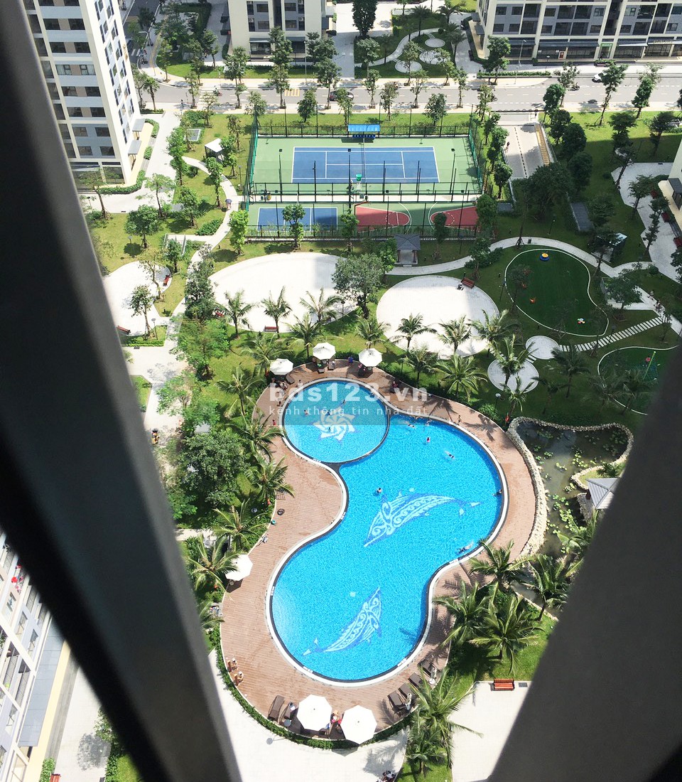 Cho thuê căn hộ 2PN 1WC đầy đủ nội thất Vinhome Grand Park - View hồ bơi thơ mộng