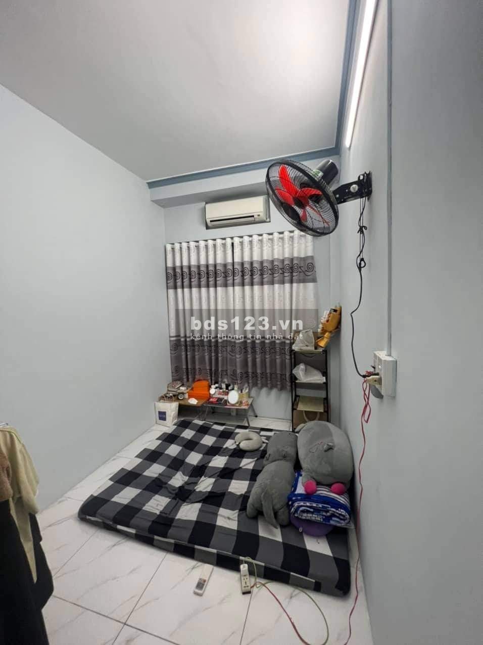Mặt Tiền Đỗ Xuân Hợp Phước Long A Thủ Đức ngang 5.3m 4.3ty hàng ngộp nặng