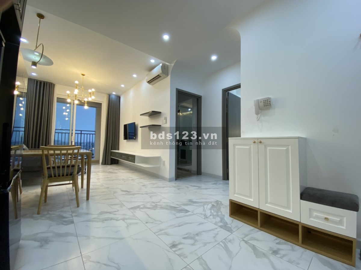 Chuyển nhượng căn hộ Richstar dt 53m2, dt 91m2, góc Hoà Bình - Tô Hiệu, có nội thất 0906847066