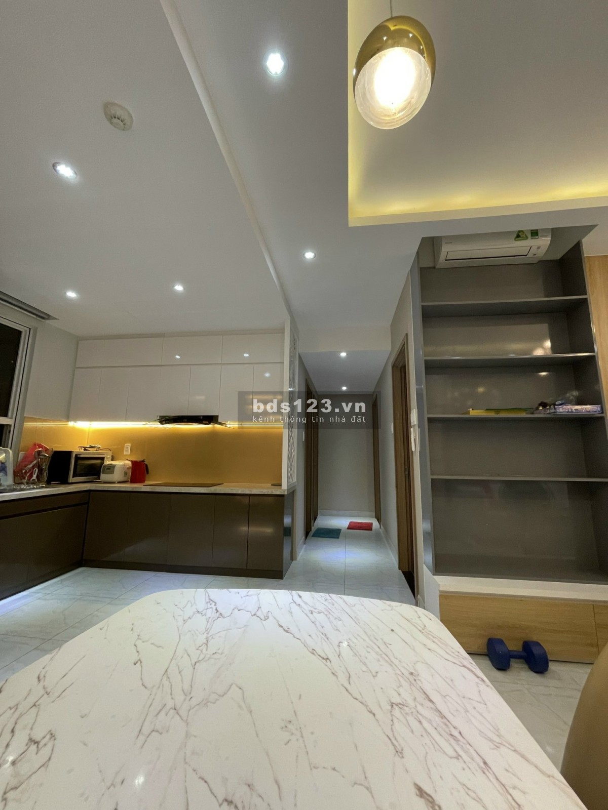 Chuyển nhượng căn hộ Richstar dt 53m2, dt 91m2, góc Hoà Bình - Tô Hiệu, có nội thất 0906847066