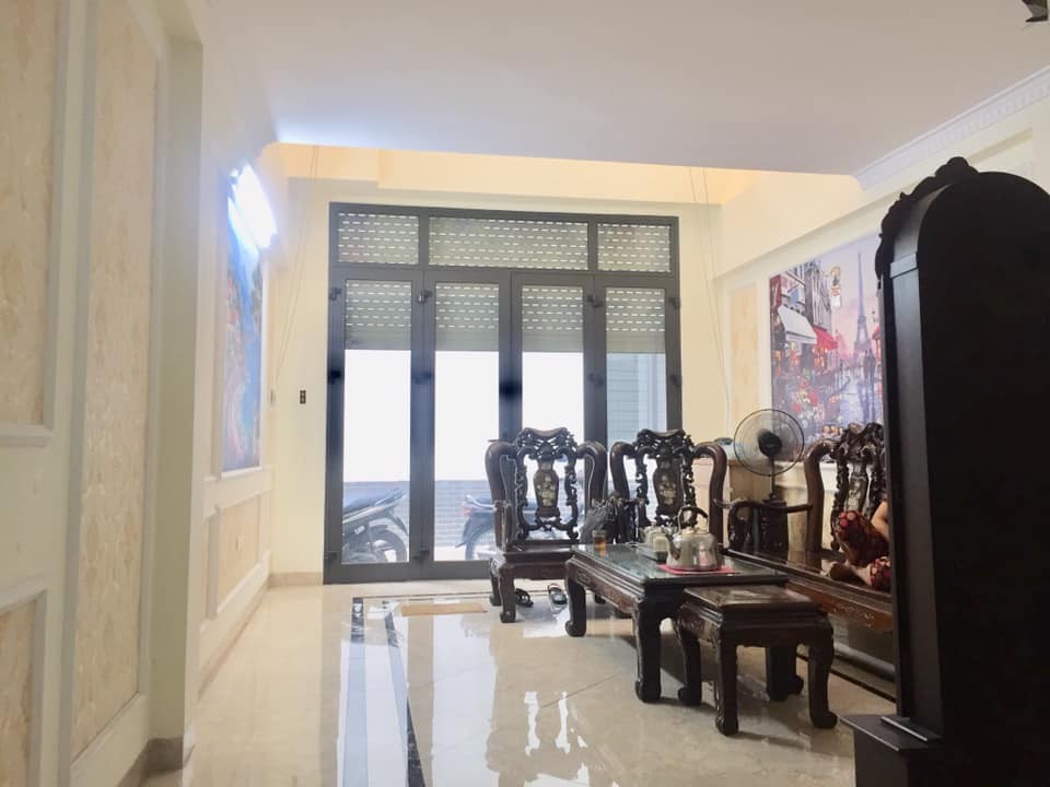 Bán nhà Khương Trung Thanh Xuân 40m tầng ngõ thông, mặt tiền rộng, giá 3 tỷ