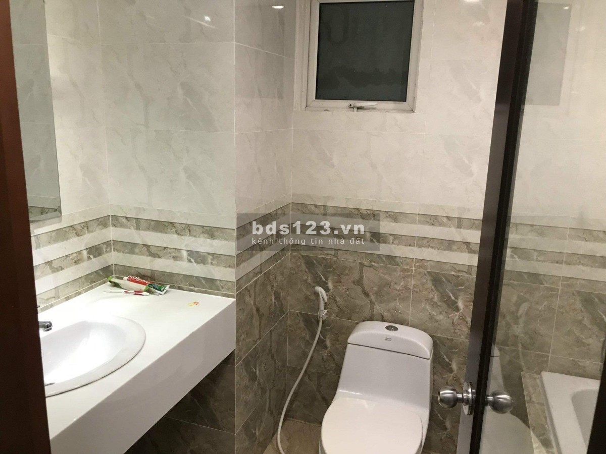 Sắp hết hạn HĐ cần cho thuê căn hộ Giai Việt, 854, Tạ Quang Bửu, Phường 5 lh 0939353599